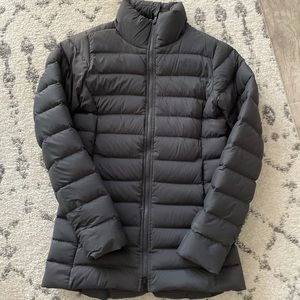 Northface lightweight puffer winter jacket